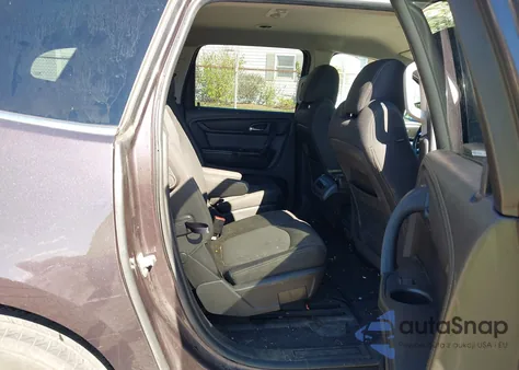 2015 Chevrolet Traverse 2Lt z USA, uszkodzony, nr VIN 1GNKRHKD8FJ124105